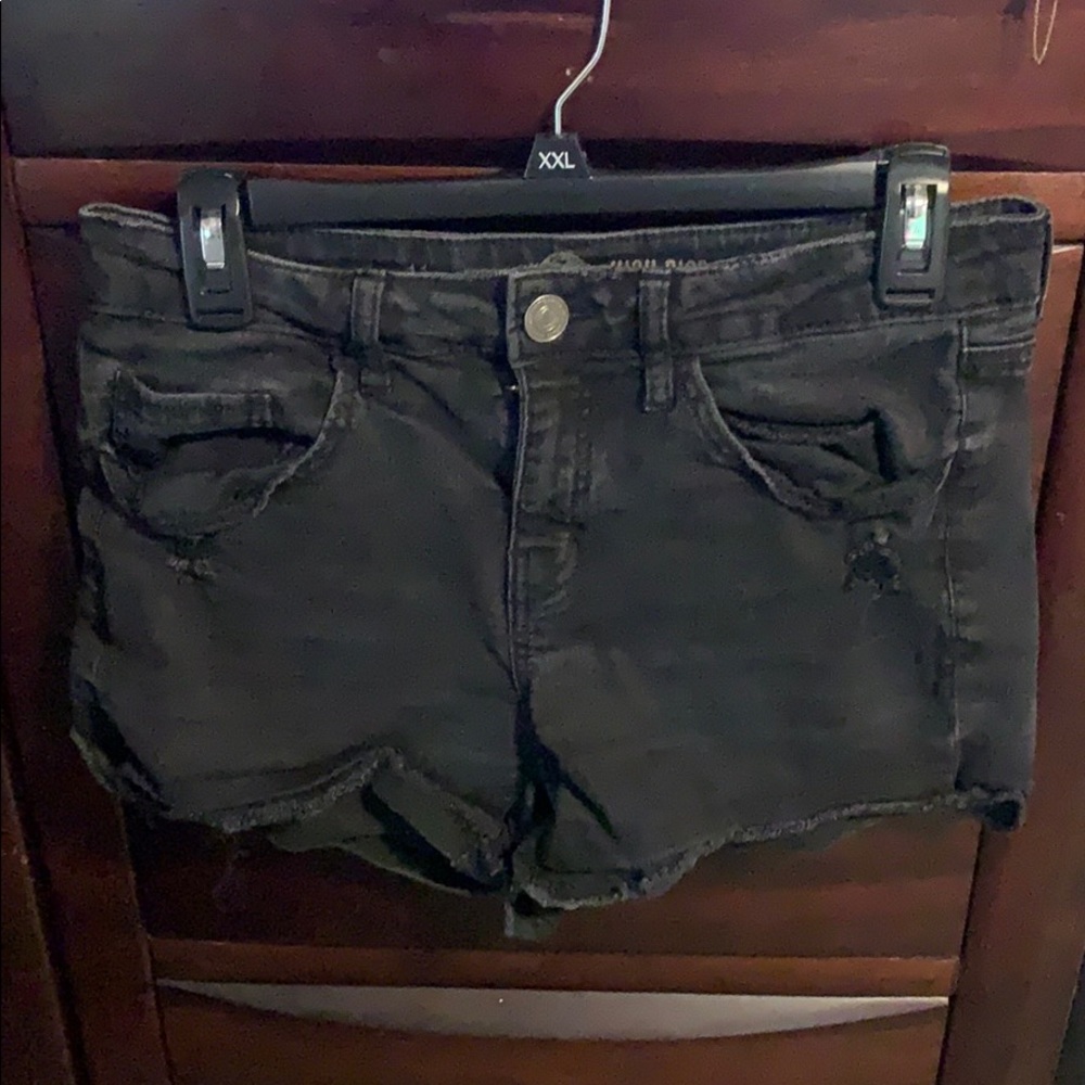 Black jean shorts- slightly distressed